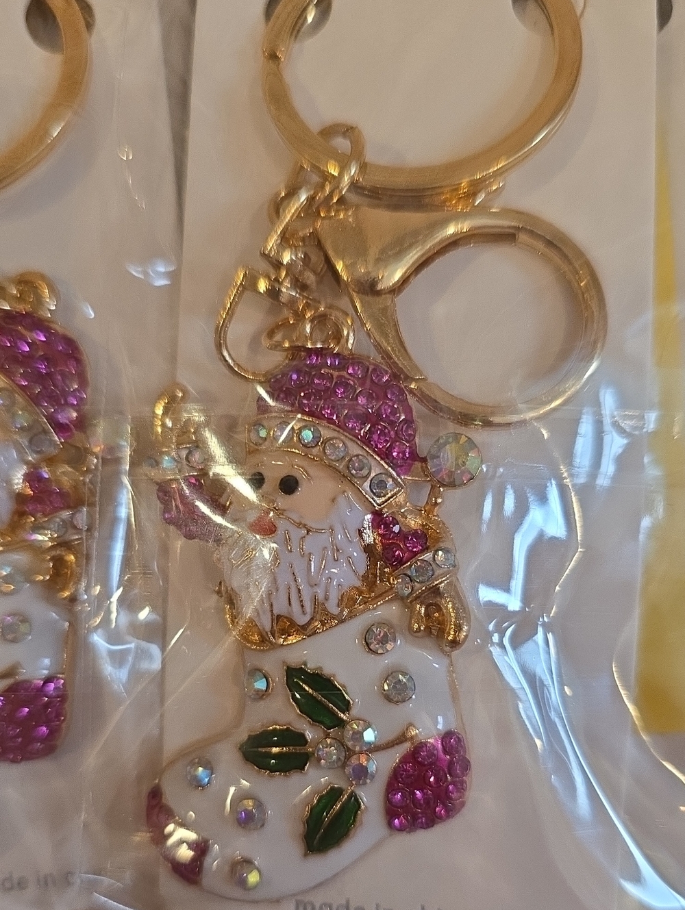 BULK Festive Santa Stocking Keychain - Picture 3 of 5
